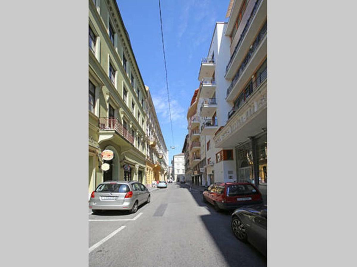 Downtown Garden Isle in urban Style-Free parking Appartement Boedapest Buitenkant foto