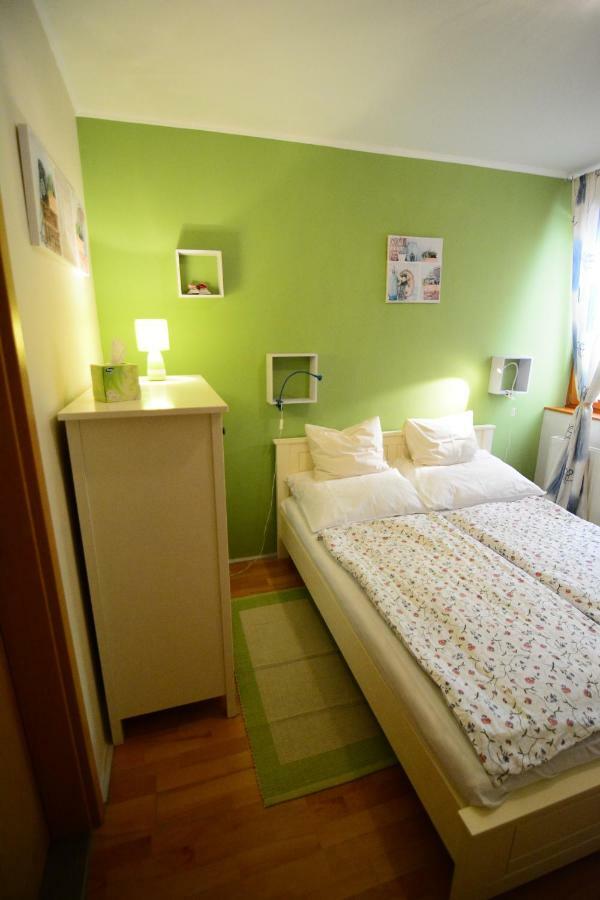 Downtown Garden Isle in urban Style-Free parking Appartement Boedapest Buitenkant foto