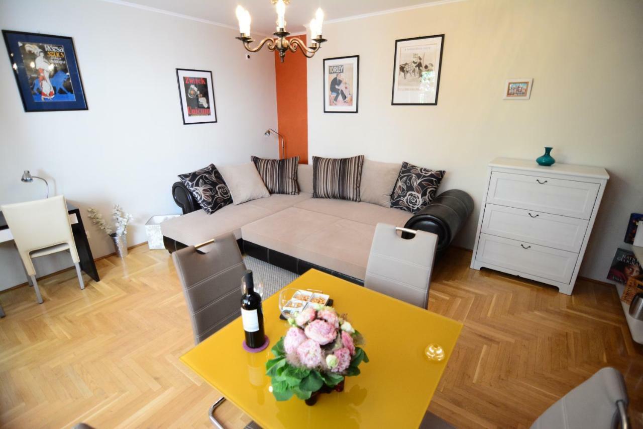 Downtown Garden Isle in urban Style-Free parking Appartement Boedapest Buitenkant foto