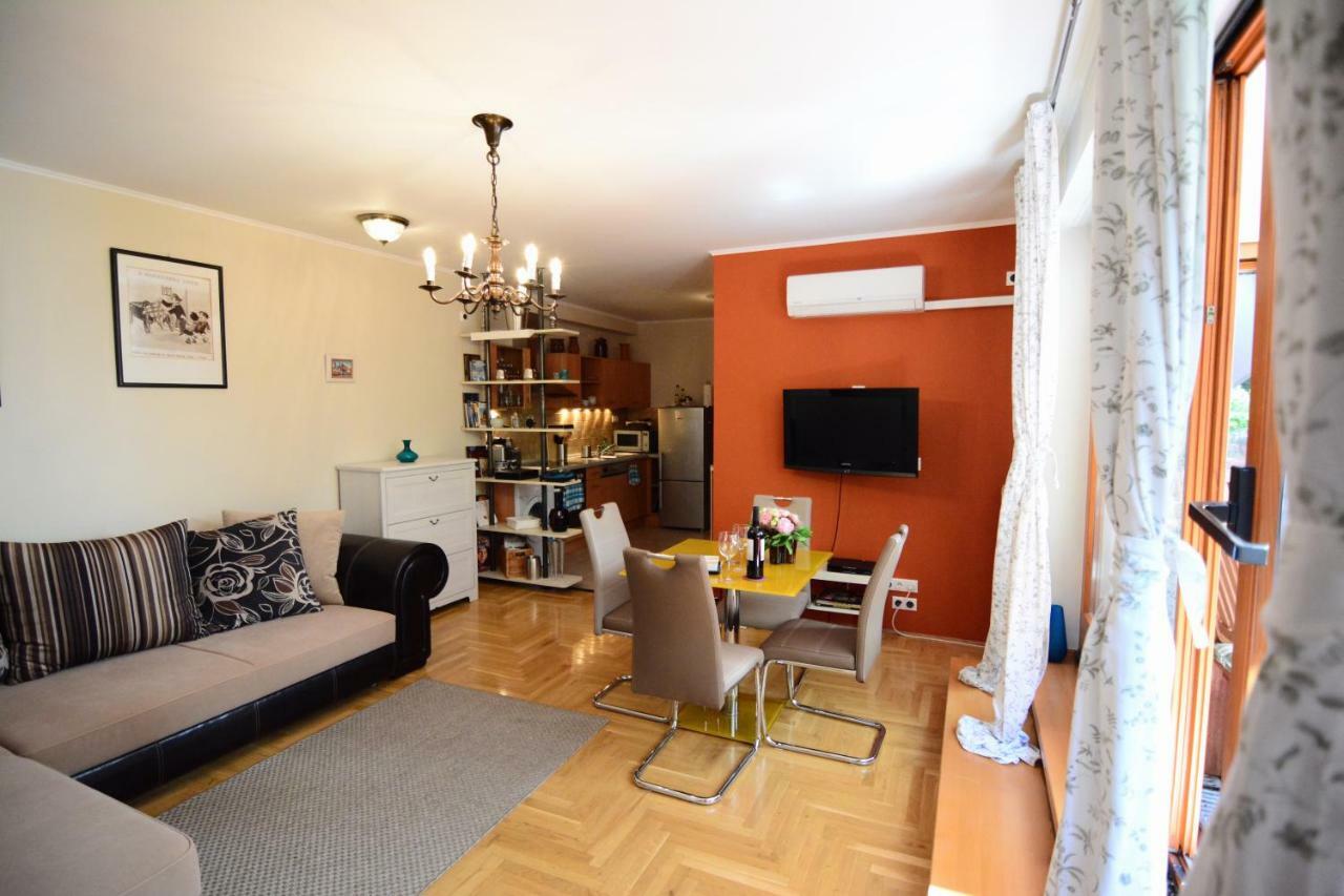 Downtown Garden Isle in urban Style-Free parking Appartement Boedapest Buitenkant foto